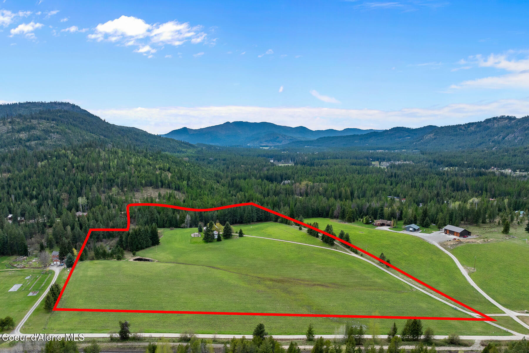 Property Photo: 260 Hidden Creek Rd ID 83860