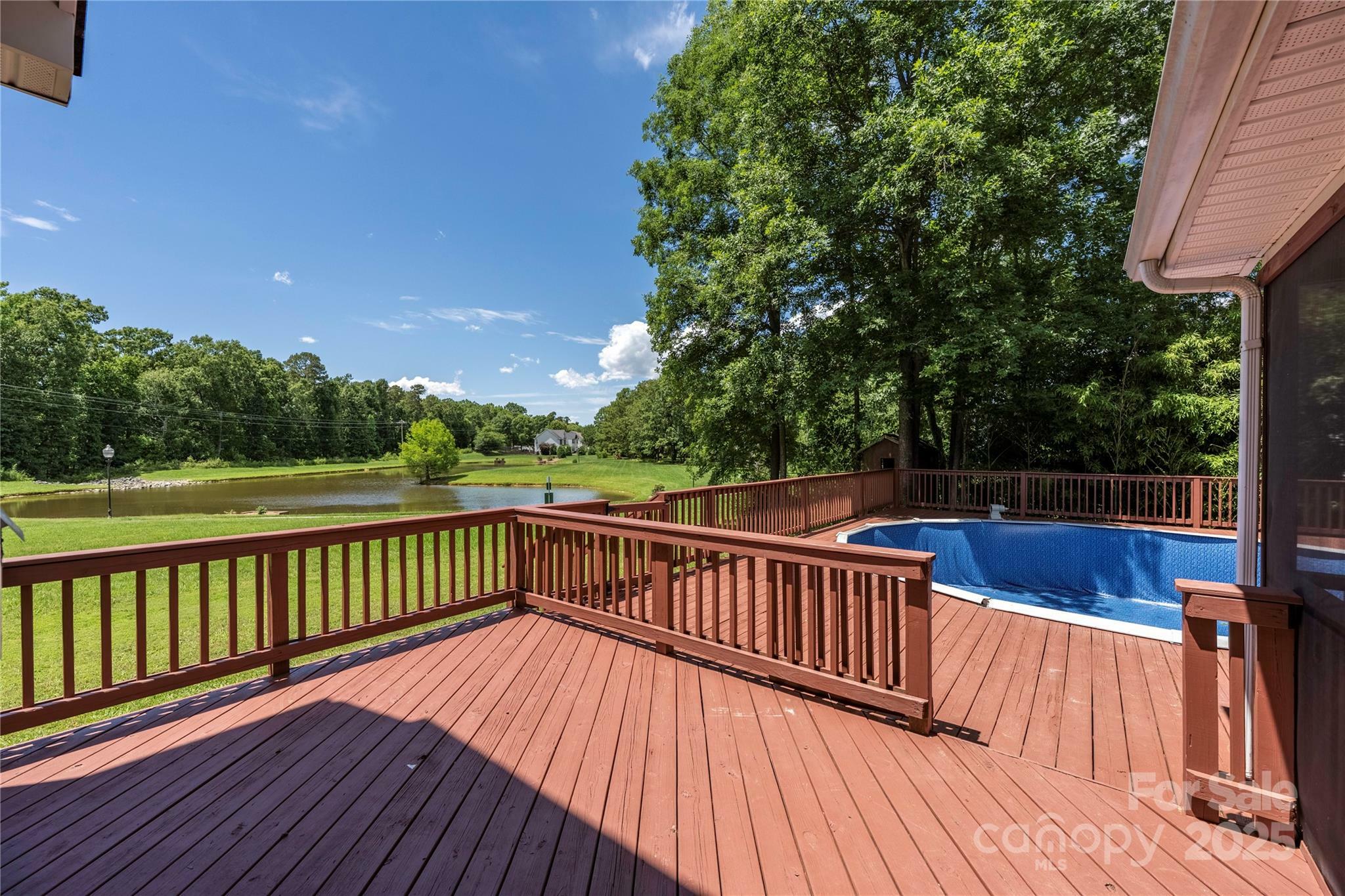 Property Photo: 6504 Sybil Court NC 28079