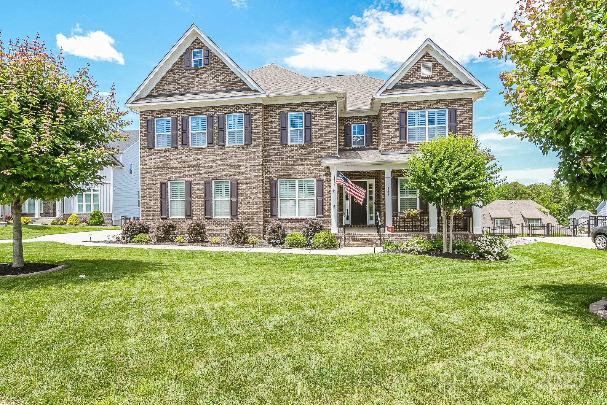 Property Photo: 424 Cassia Court SC 29708