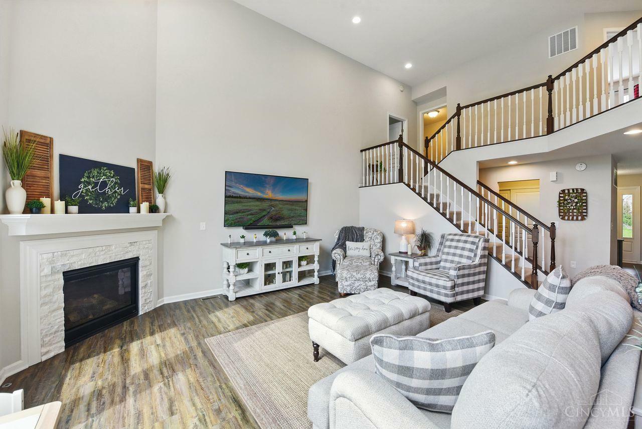 Property Photo: 1535 Mulberry Court OH 45036