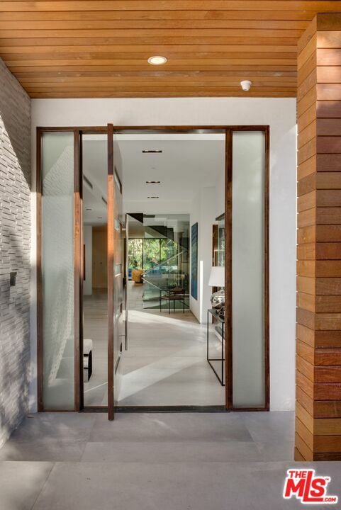 Property Photo: 118 S Canyon View Dr CA 90049