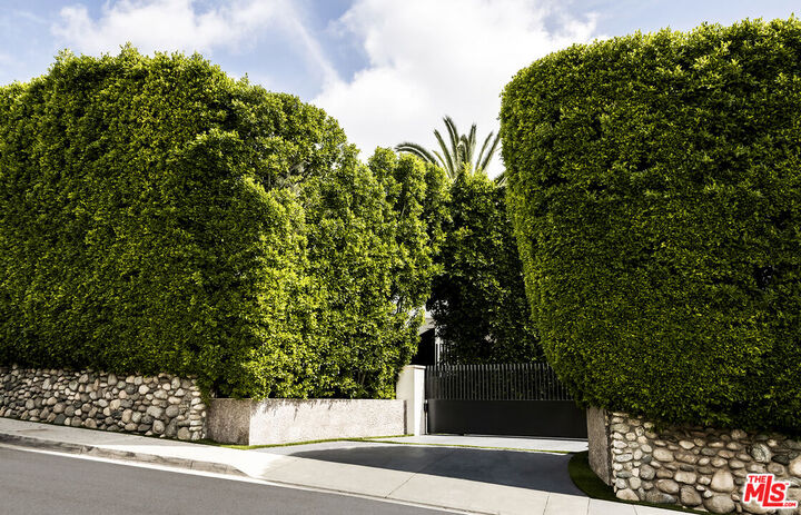 901 Oxford Way  Beverly Hills CA 90210 photo