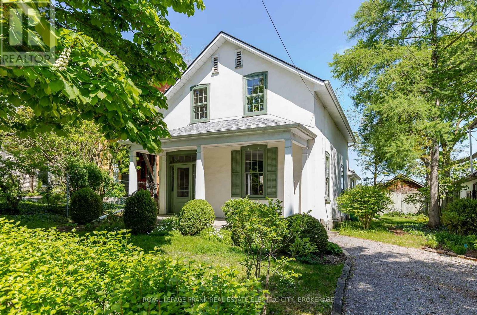 114 Dublin Street  Peterborough (Downtown) ON K9H 3A9 photo