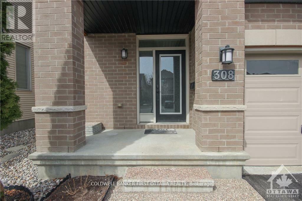 Property Photo: 308 Ballinville Circle ON K4M 0C5