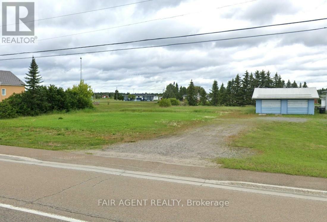 Property Photo:  318 Highway 11  ON P0L 1M0 