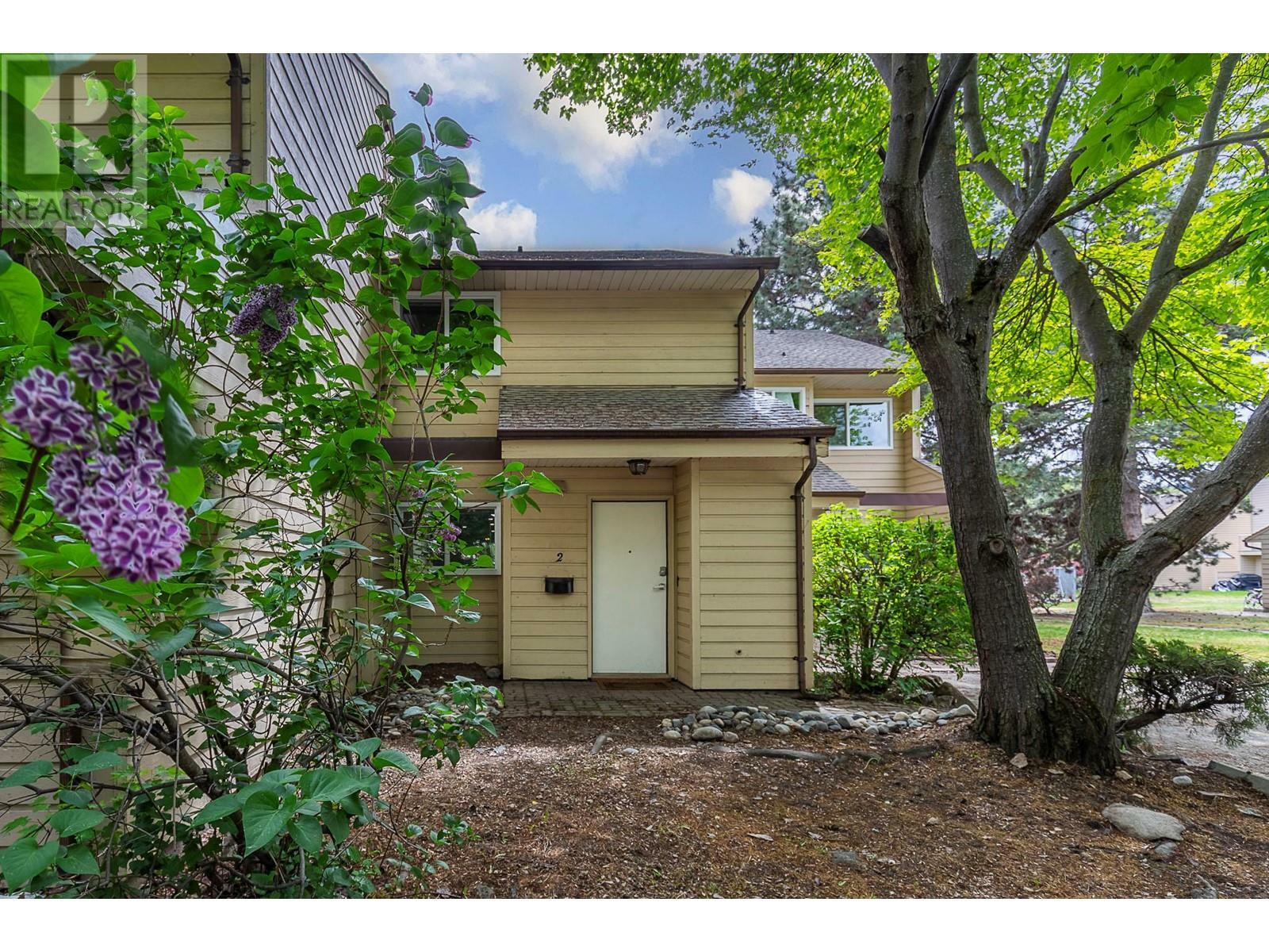 Property Photo: 5300 25 Avenue 2 BC V1T 6R4