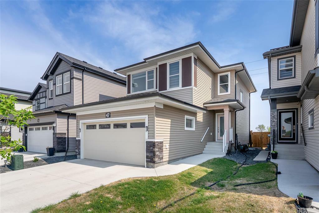 Property Photo: 47 Pegasus Street MB R2V 5G9