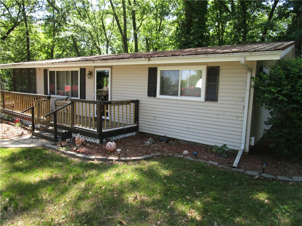 15 Oak Tree Lane  Pana IL 62557 photo