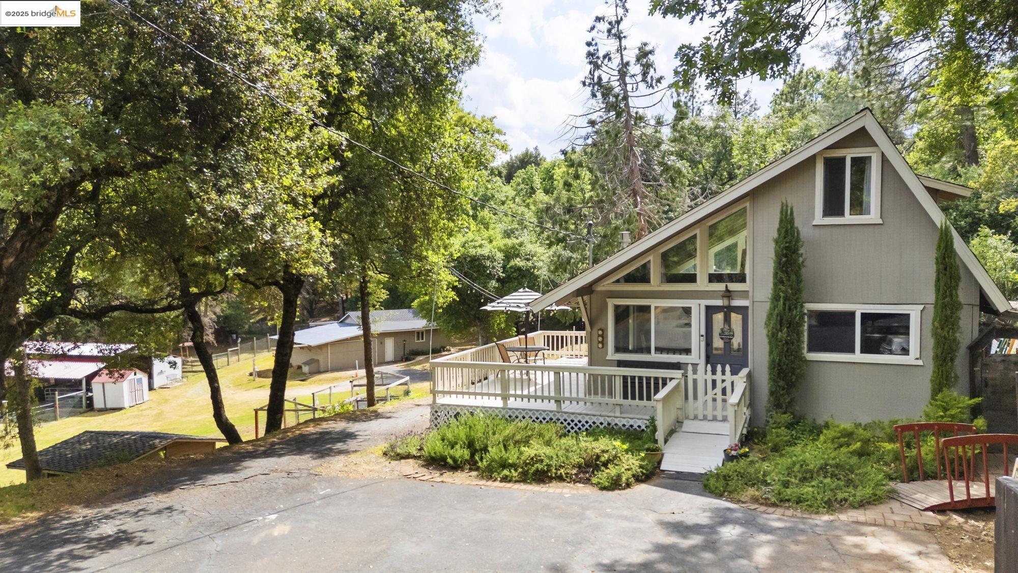Property Photo: 20638 Maranatha Rd CA 95379