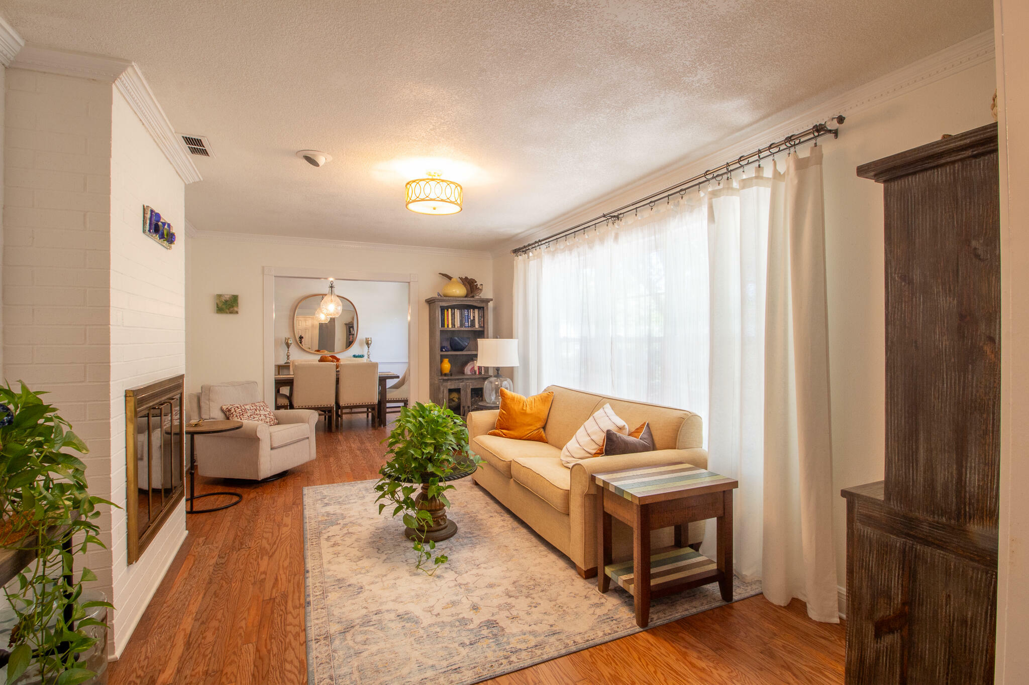 Property Photo: 210 NW Pleasant Street FL 32548