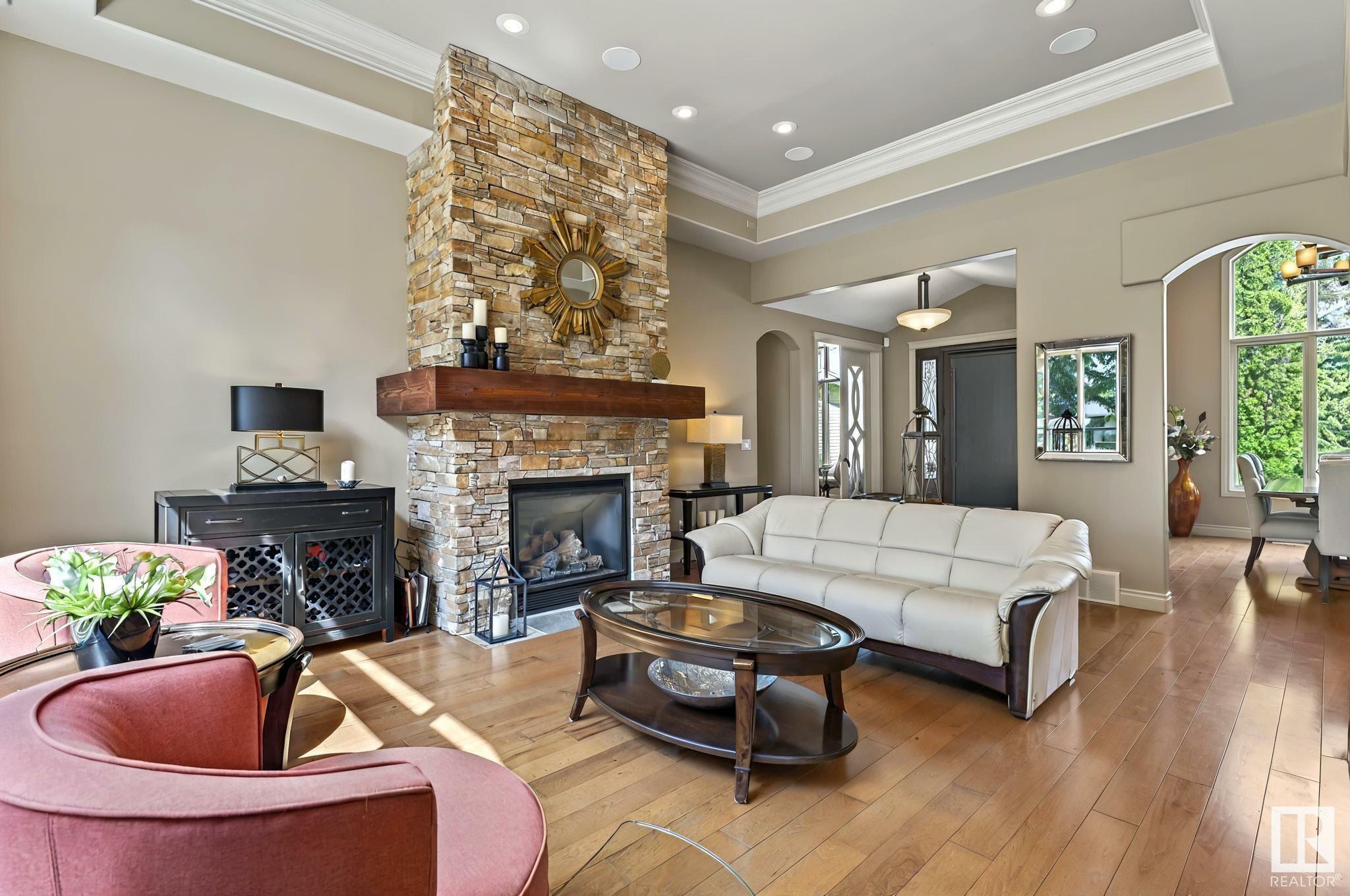 Property Photo: 98 Lancaster Crescent AB T8N 2N8
