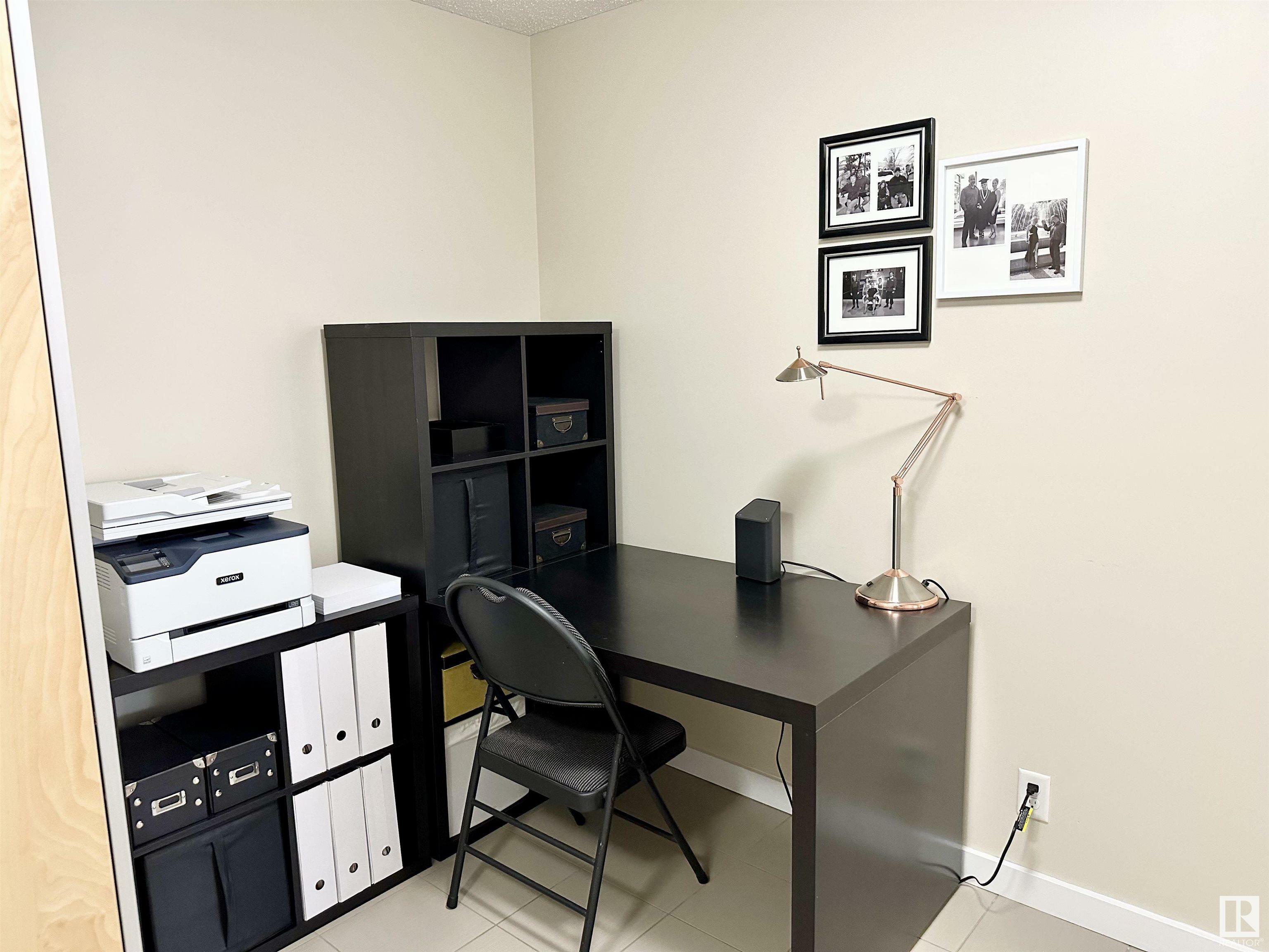 Property Photo: 534 Watt Boulevard SW 202 AB T6X 1P7