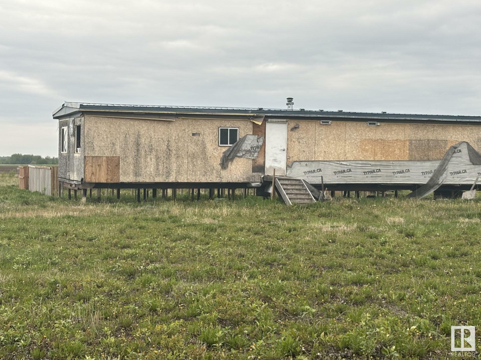 Property Photo: 10 49509 Rge Rd 281 AB T0C 2P0