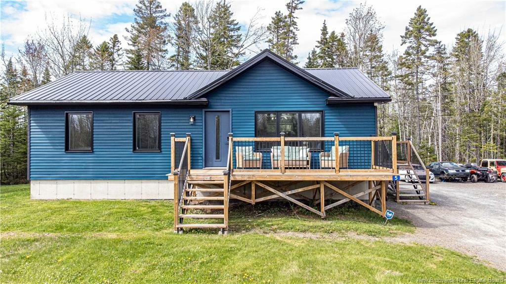 Property Photo: 5 Brett Jonathan Drive NB E3B 0S4