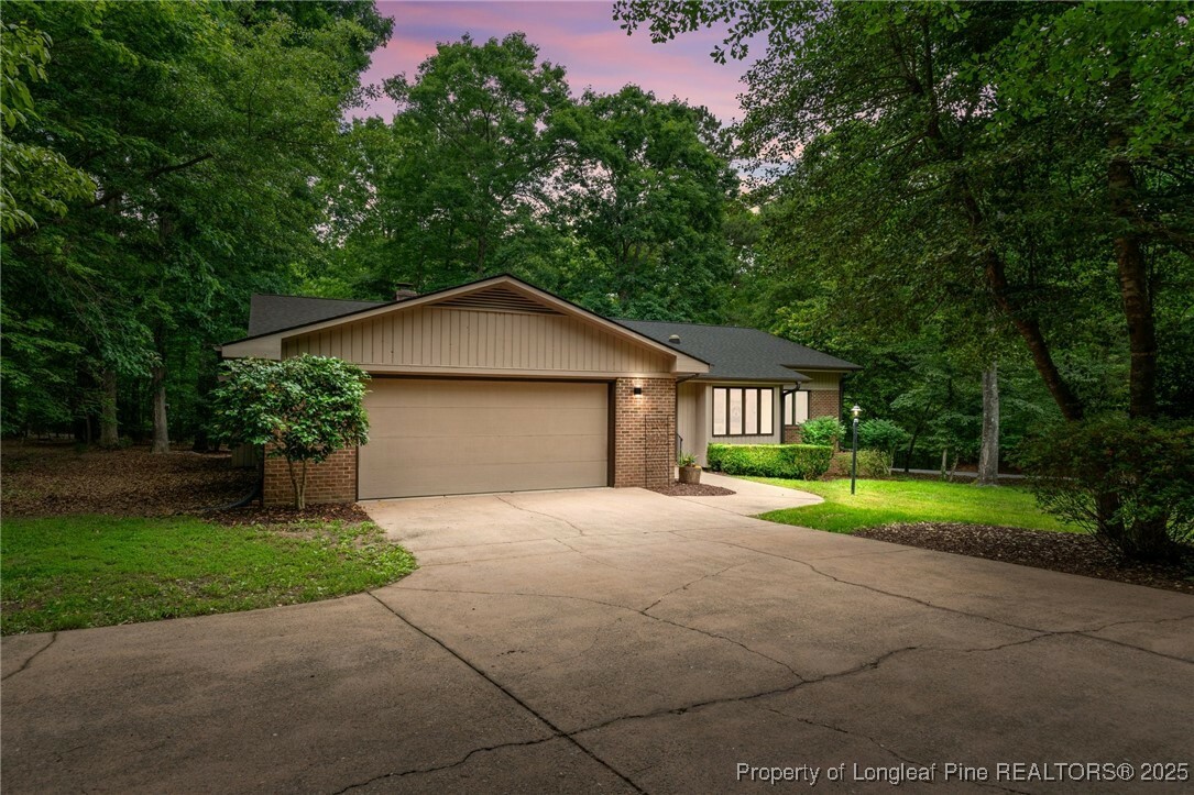 Property Photo: 2024 Sandalwood Drive NC 27332