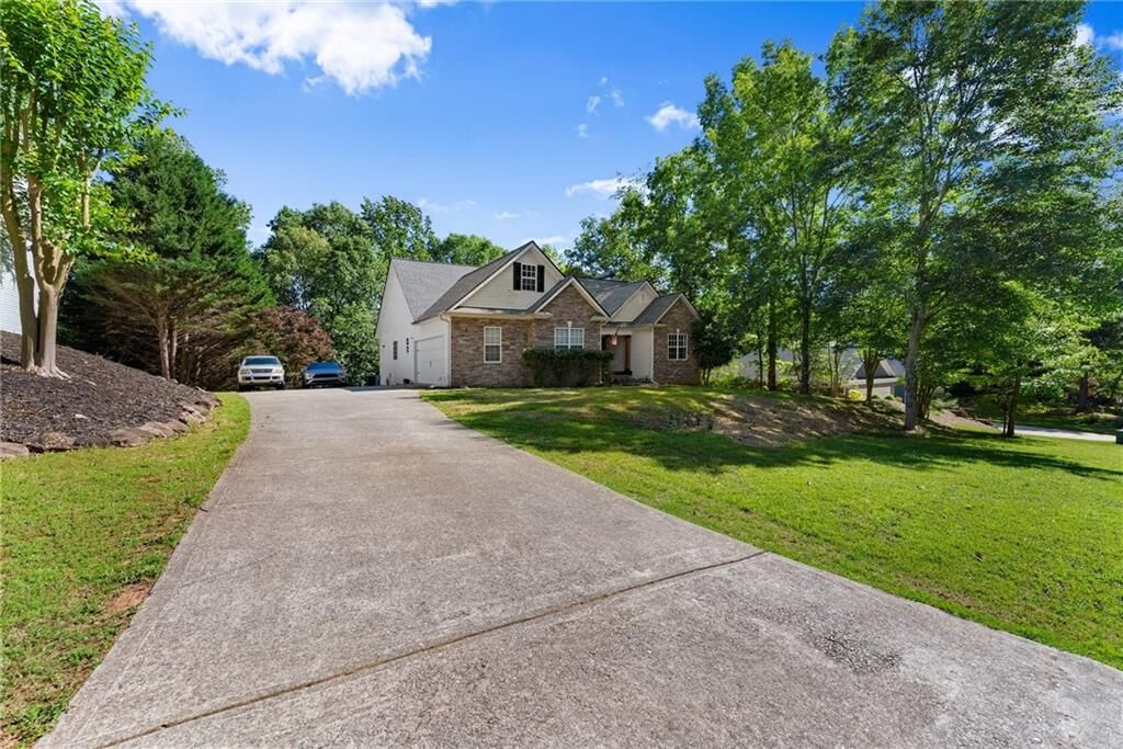 Property Photo:  5995 Wellington Avenue  GA 30506 