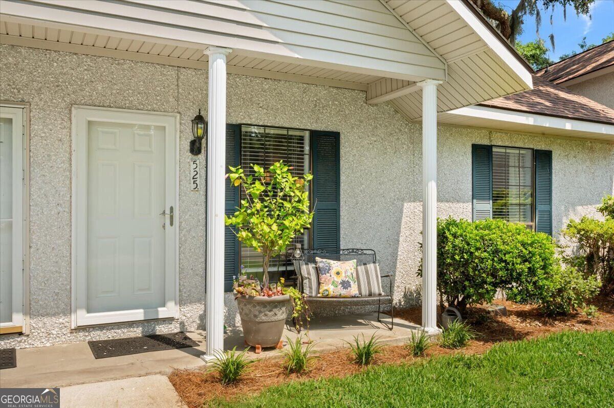 Property Photo:  525 Brockinton S  GA 31522 