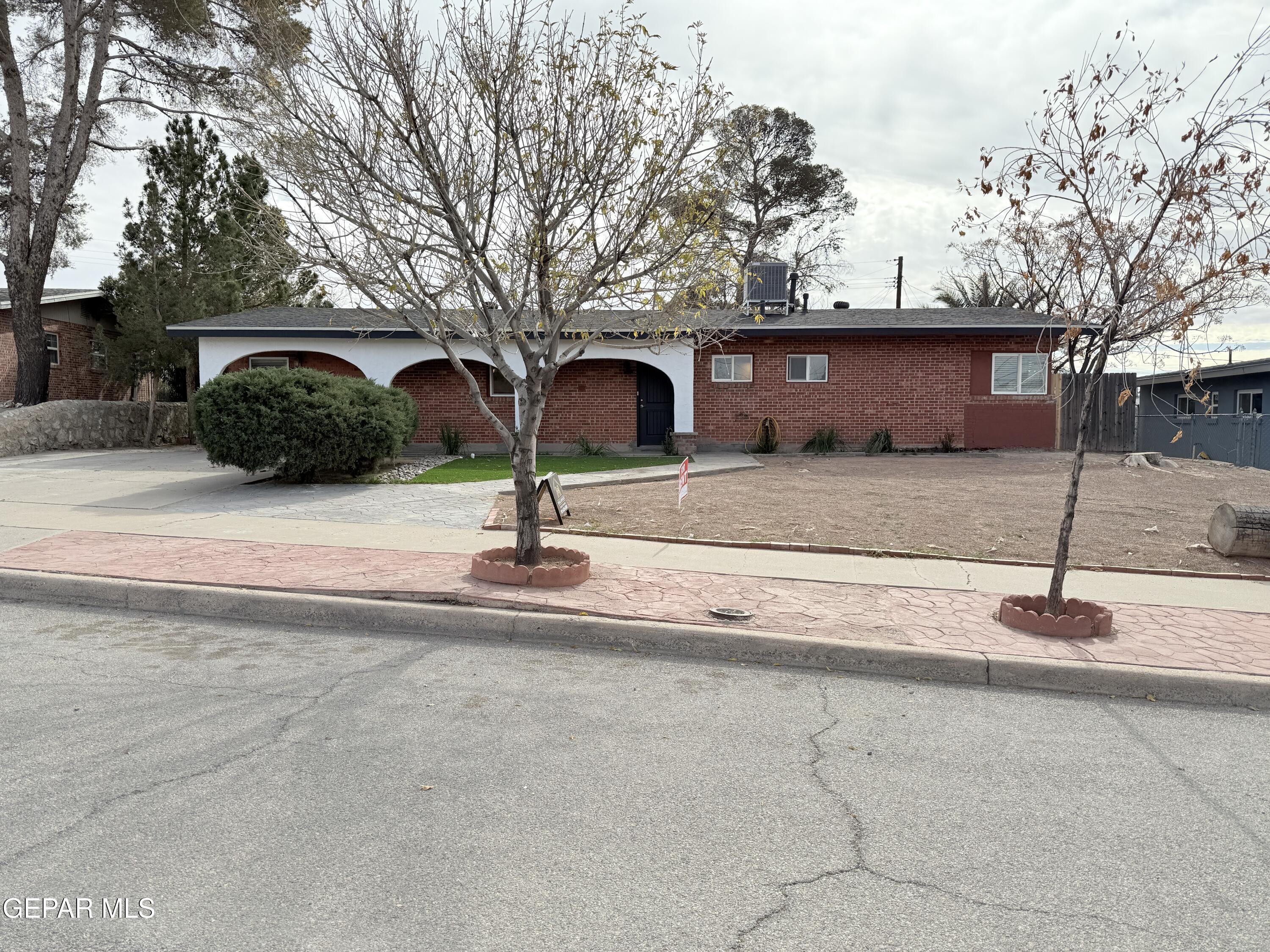 Property Photo: 317 Olivia Circle TX 79912