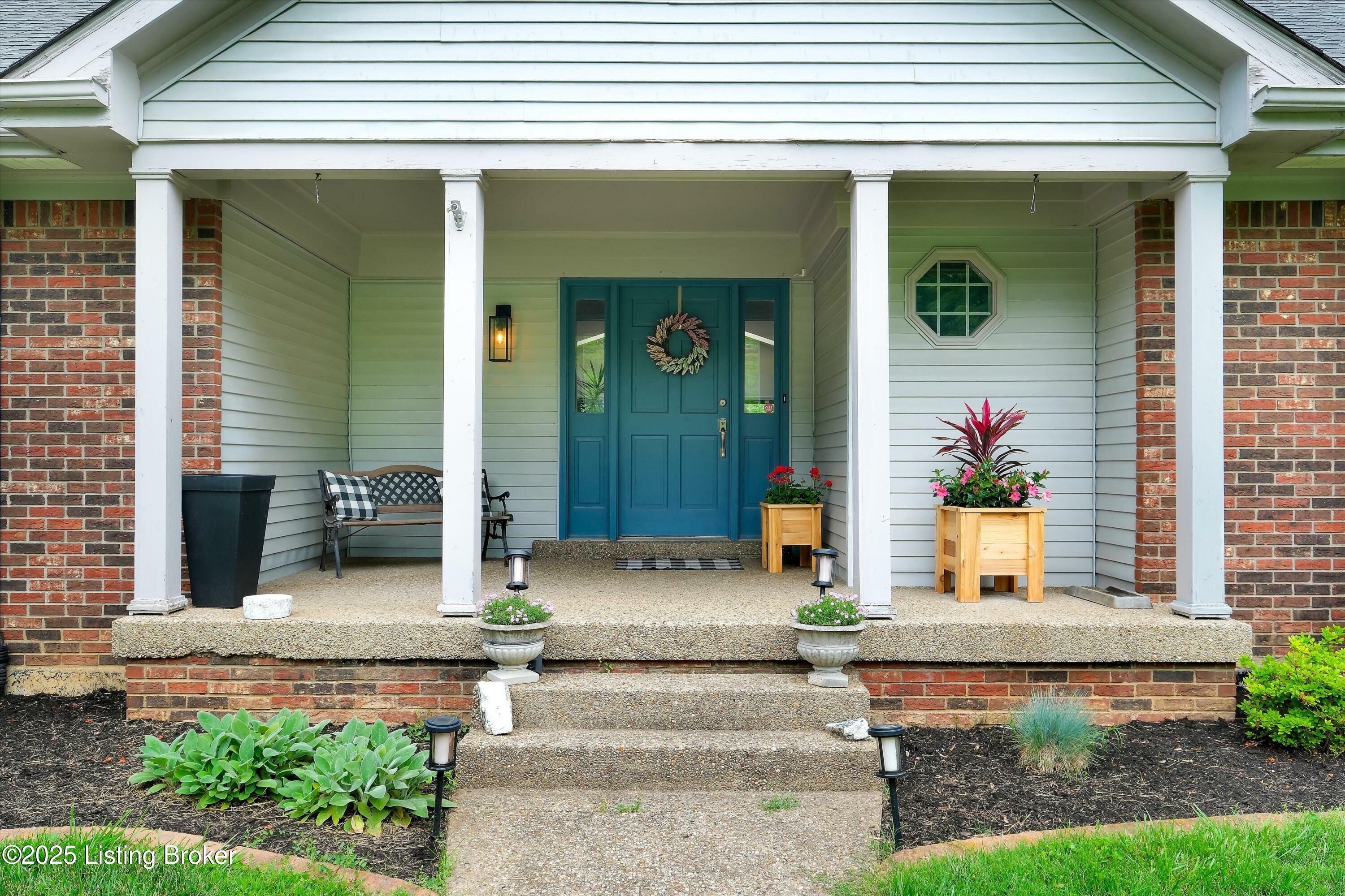 Property Photo: 13308 Creekview Rd KY 40059