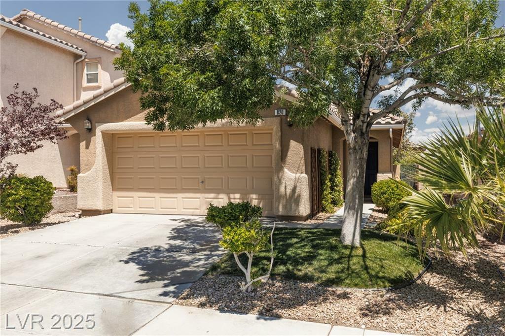 Property Photo: 820 Bernini Street NV 89144