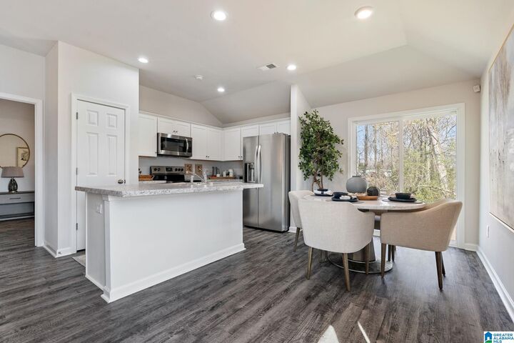 Property Photo: 186 Skyline Loop AL 36260