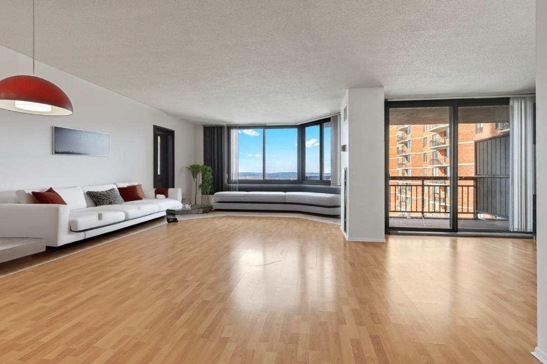 Property Photo: 816 Harmon Cove Tower 816 NJ 07094