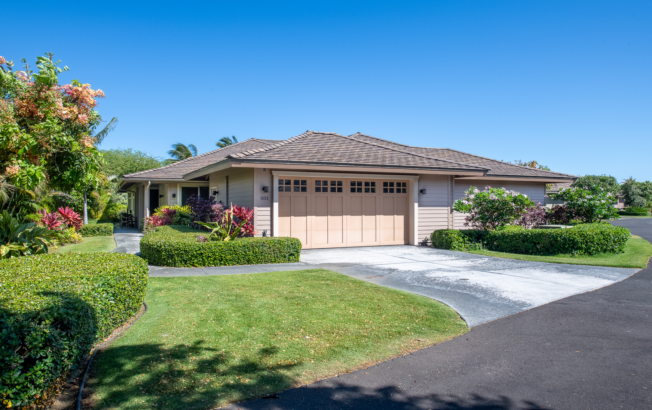 Property Photo: 68-1122-N Kaniku Dr 501591 HI 96743