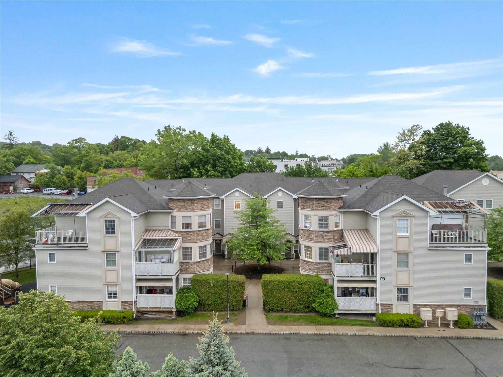 Property Photo: 12 Horizon Court 103 NY 10952