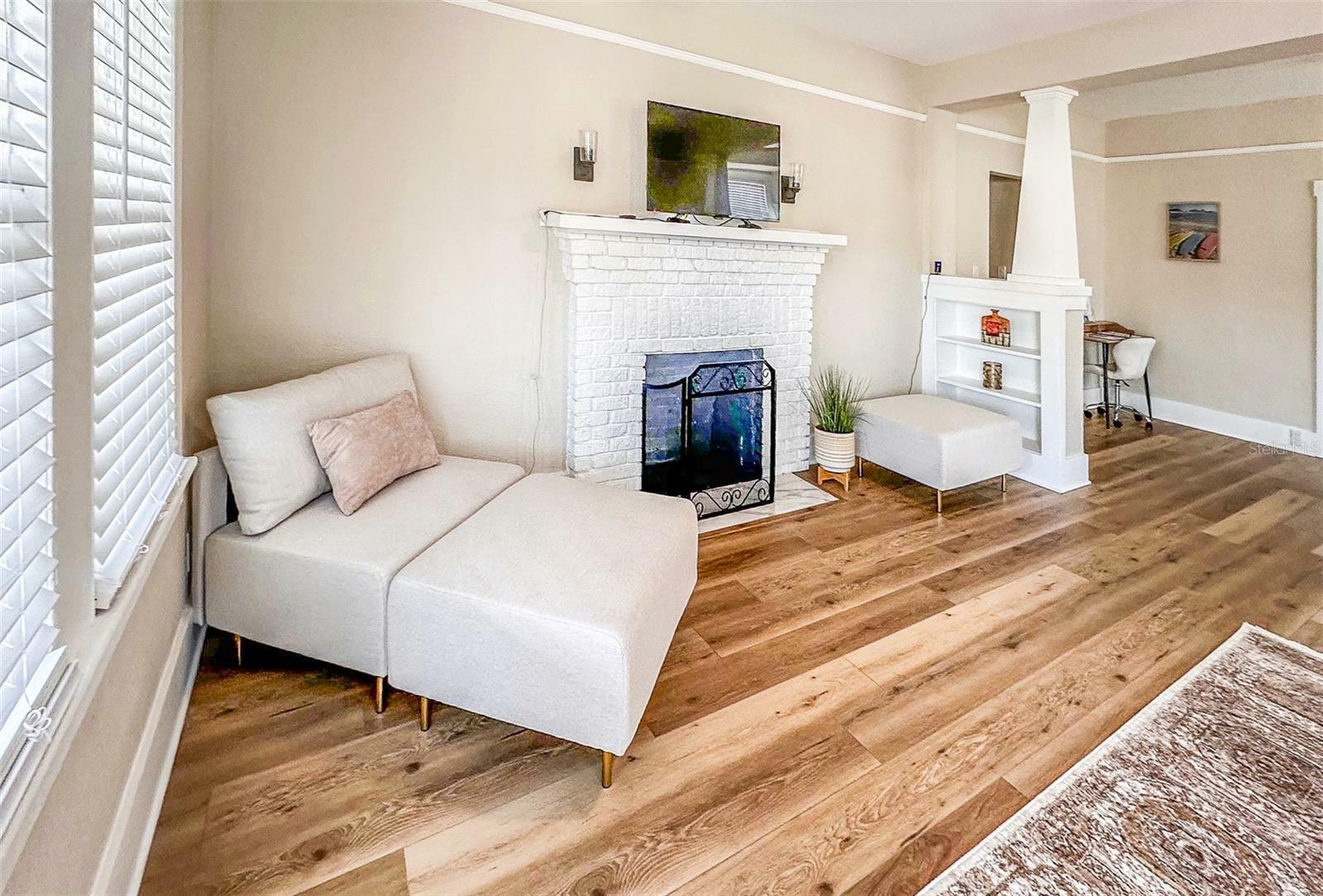 Property Photo:  1360 16th Street  FL 34236 