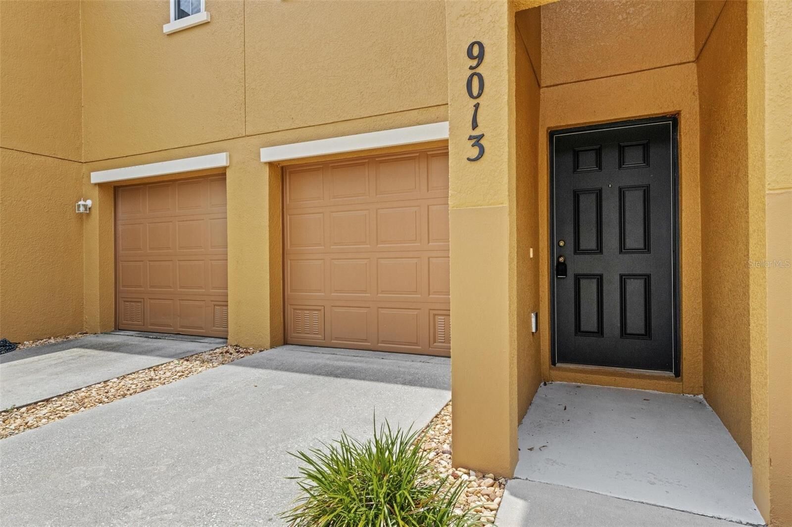 Property Photo: 9013 White Sage Loop FL 34202