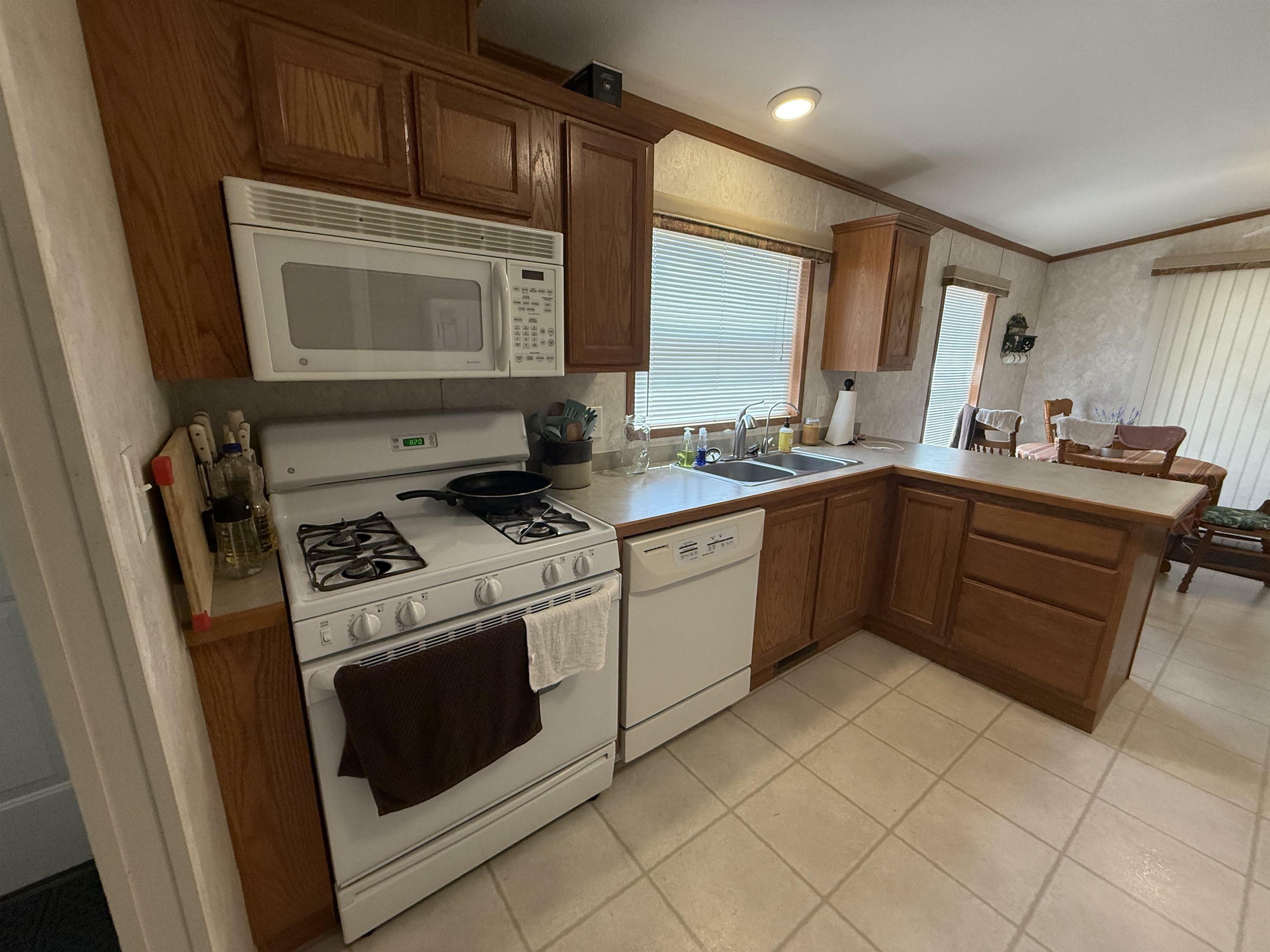 Property Photo: 631 Rivers Terrace Street MI 48624
