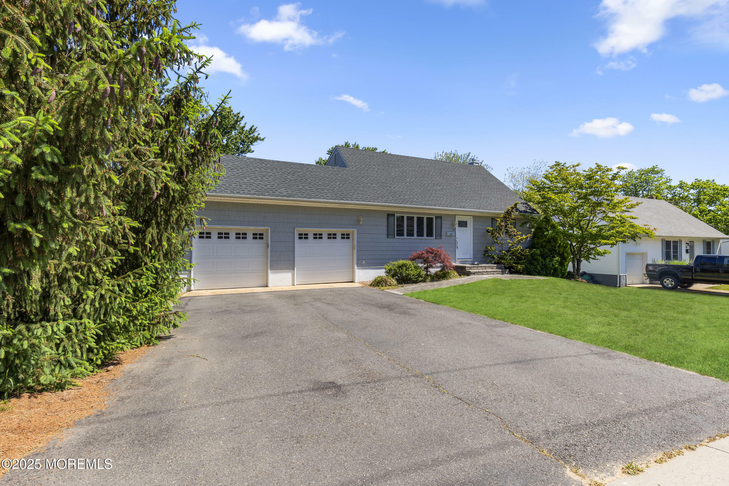 18 Hampton Road  Howell NJ 07731 photo
