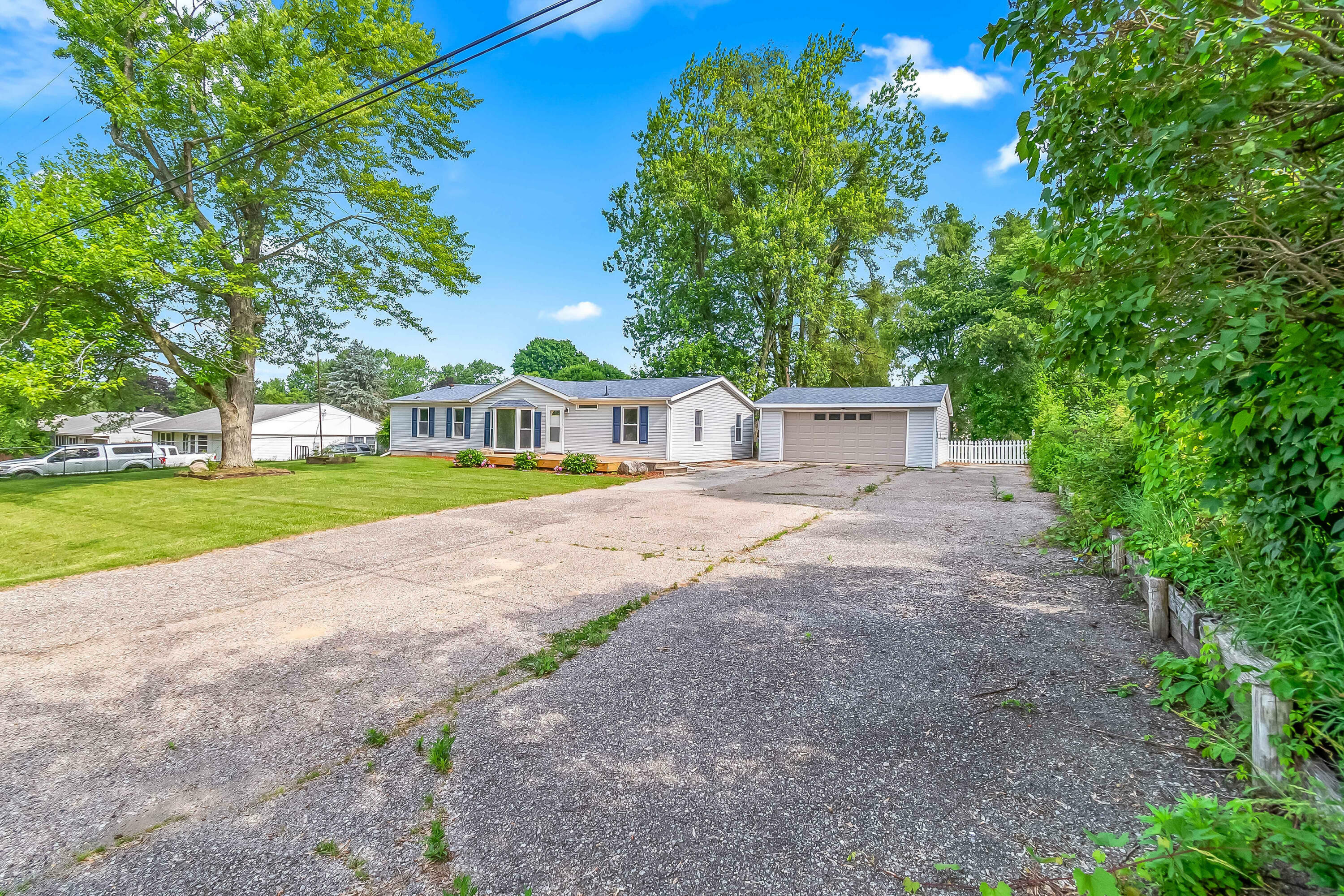 Property Photo: 3820 Kaiser Road MI 49286