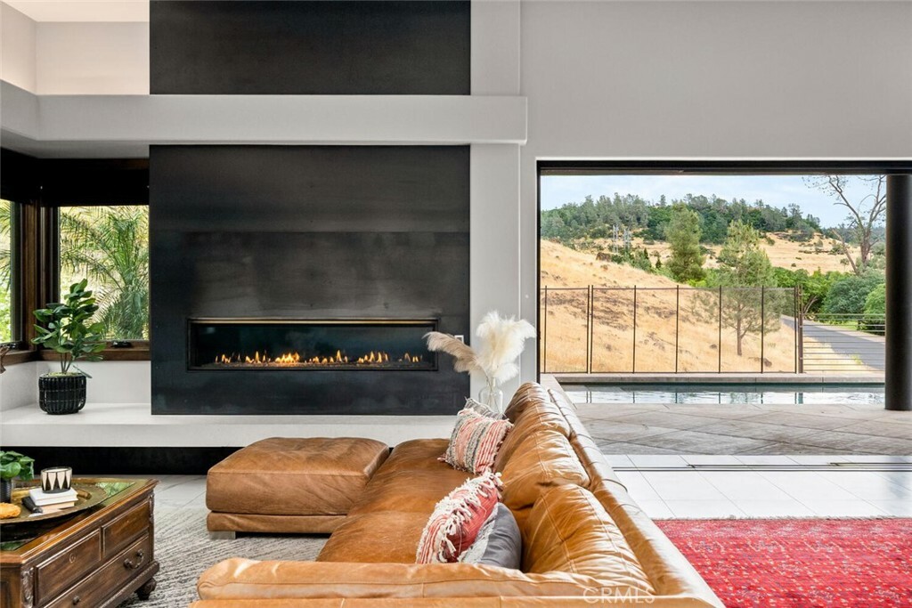 Property Photo: 3386 Canyon Oaks Terrace CA 95928