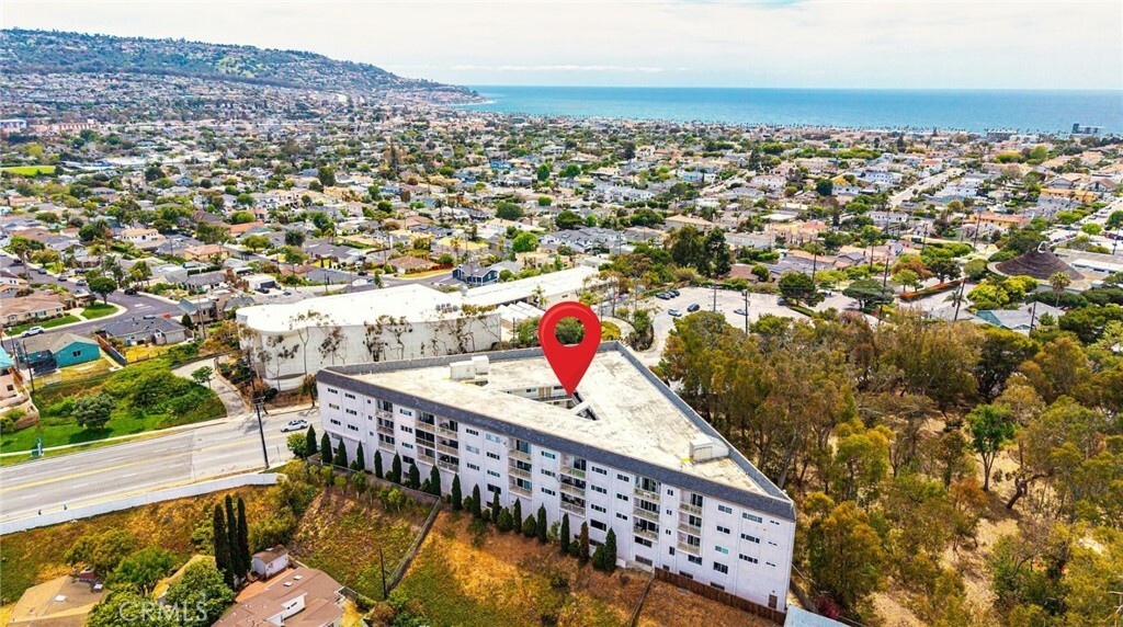 Property Photo: 1108 Camino Real 306 CA 90277