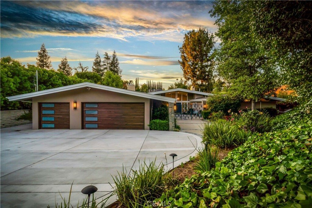 Property Photo:  20351 Wells Drive  CA 91364 