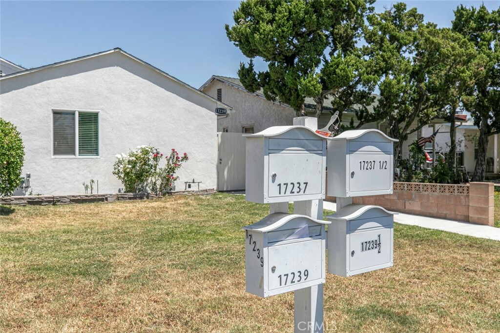 Property Photo:  17237 Kingsbury Street A  CA 91344 
