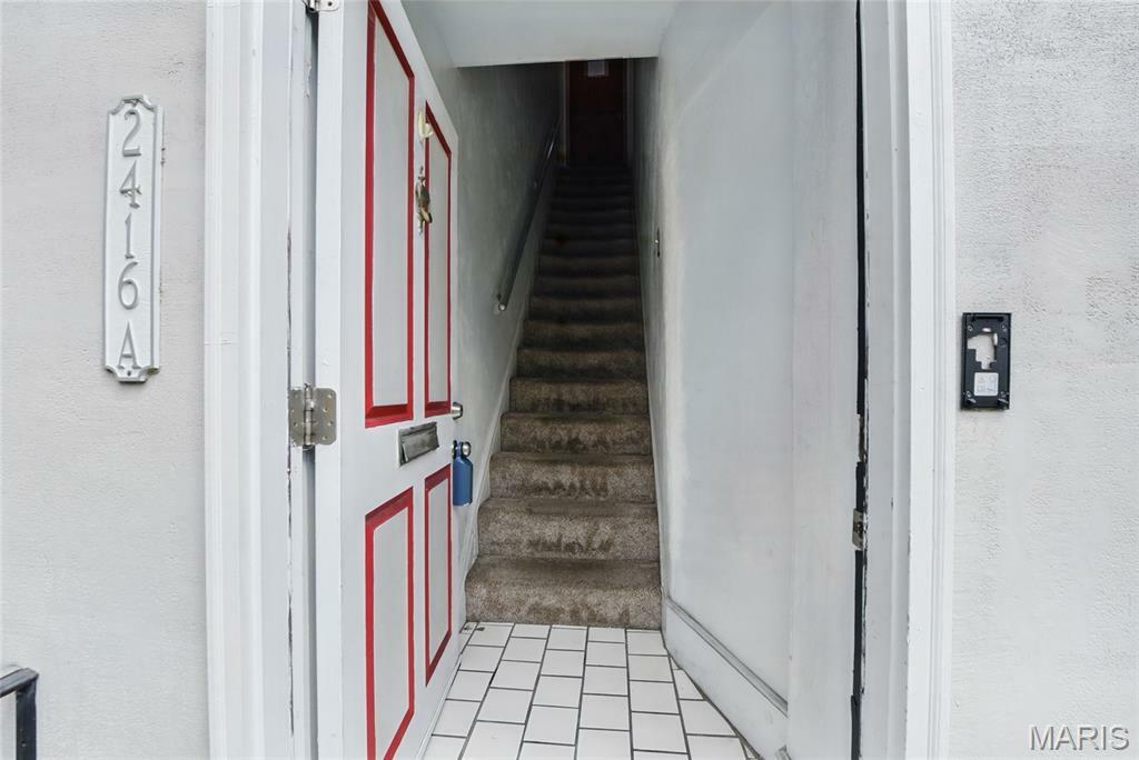 Property Photo: 2416 S 12th A MO 63104