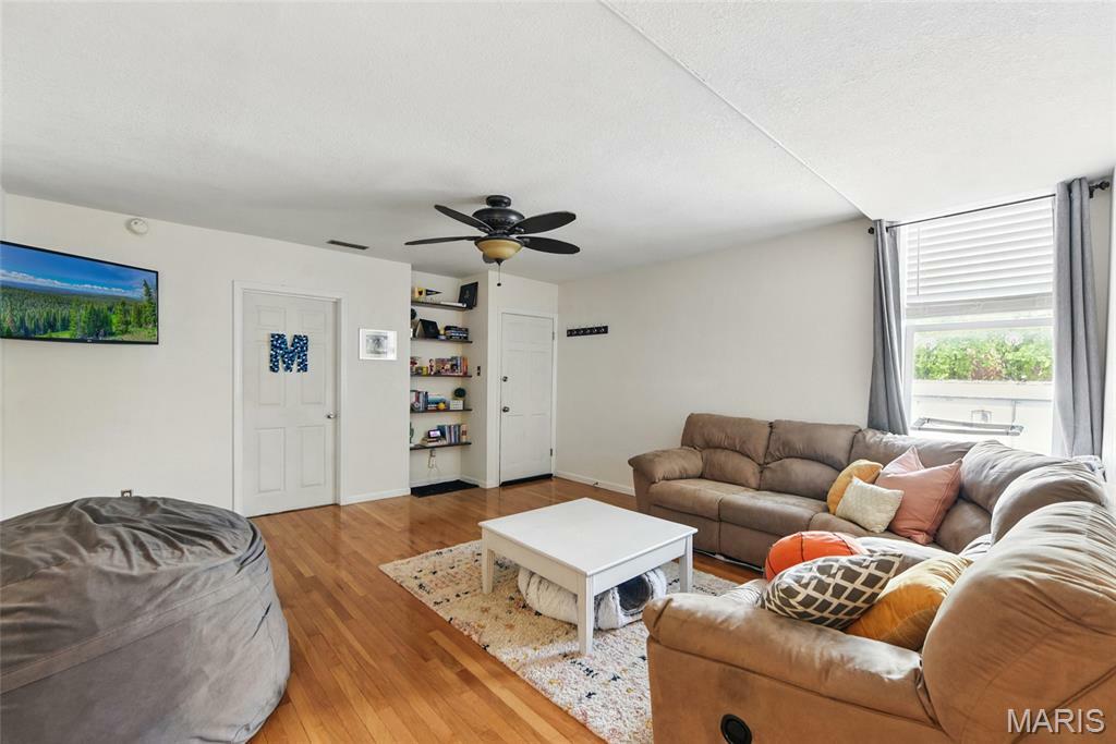 Property Photo: 2416 S 12th A MO 63104
