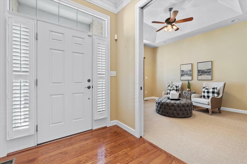 Property Photo: 952 Chesterfield Villas Circle MO 63017
