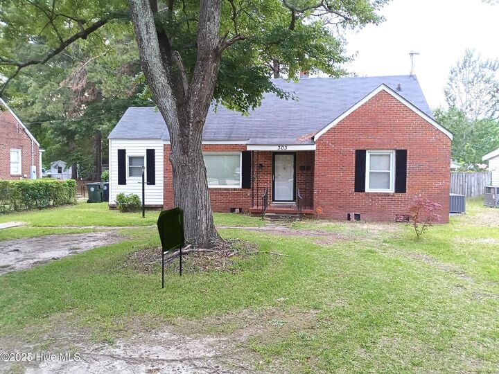 303 S Andrews Avenue  Goldsboro NC 27530 photo