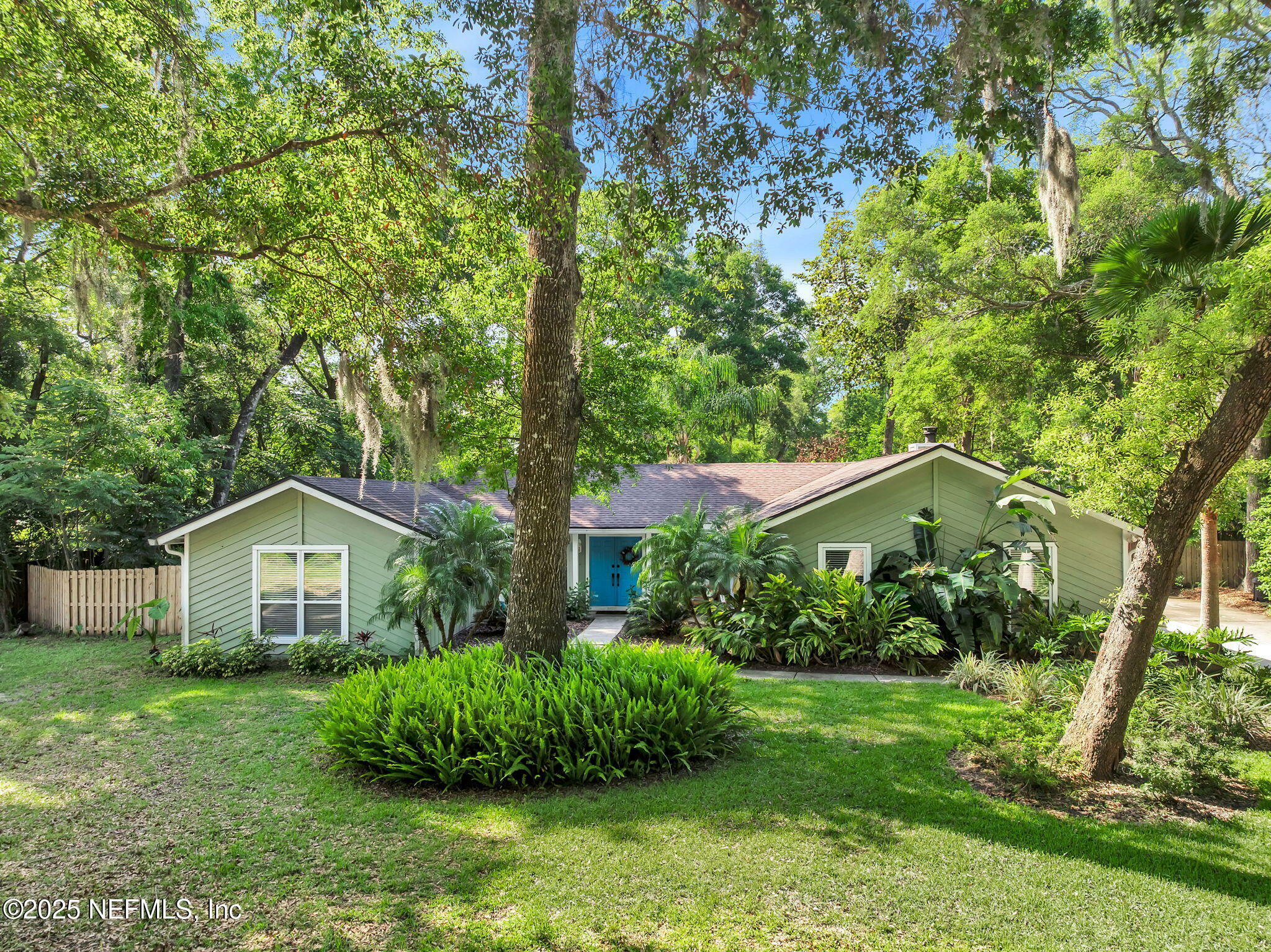 Property Photo: 123 Tarrasa Drive FL 32225