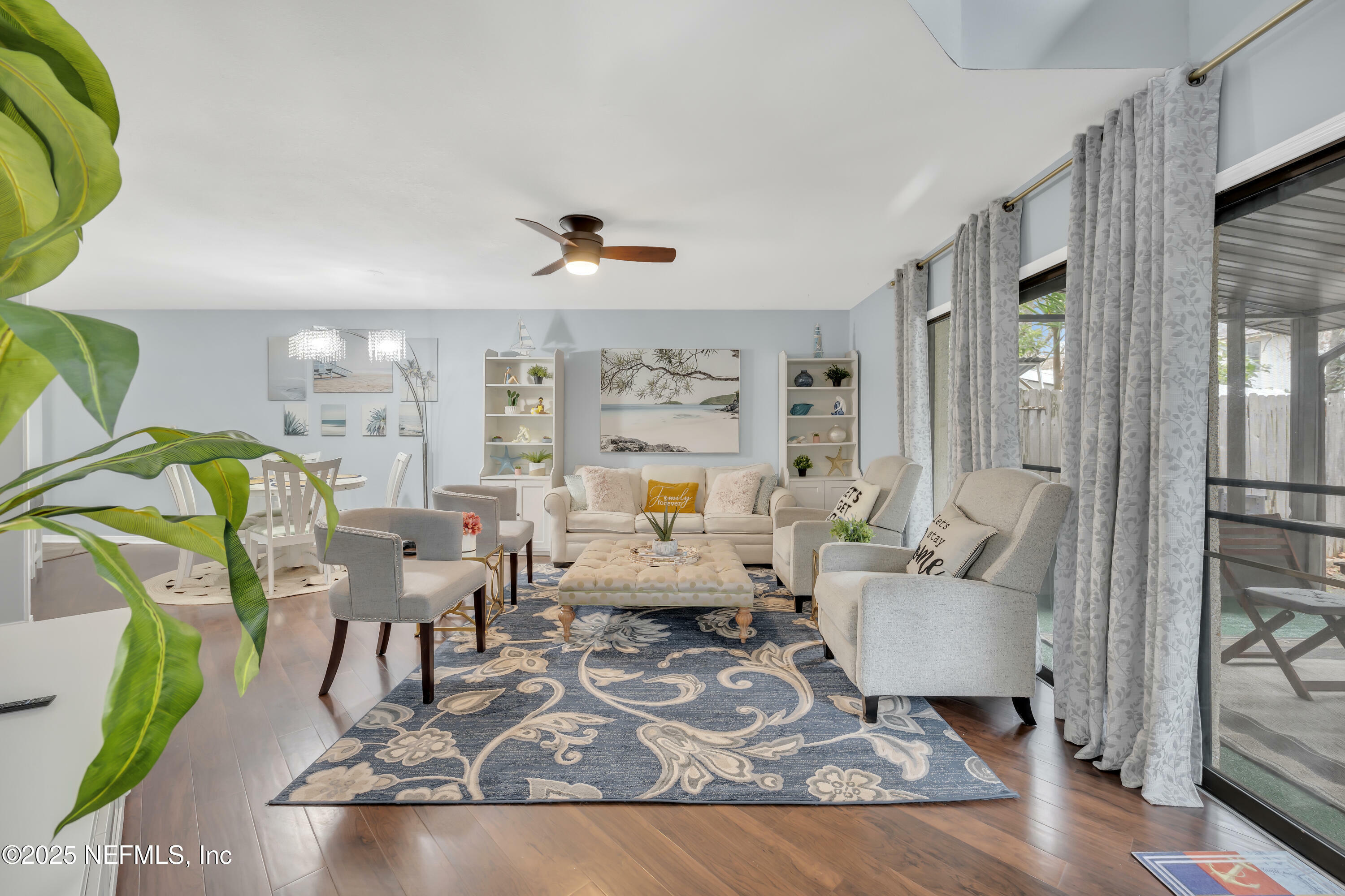 Property Photo: 1113 Lee Road FL 32225