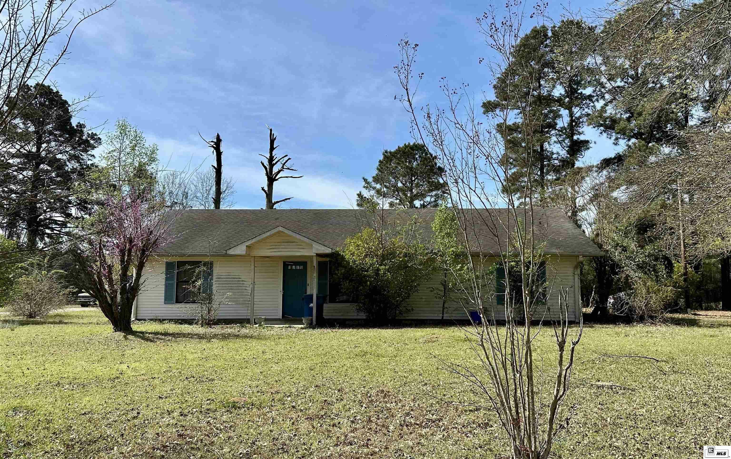 Property Photo: 764 Airport Loop LA 71040