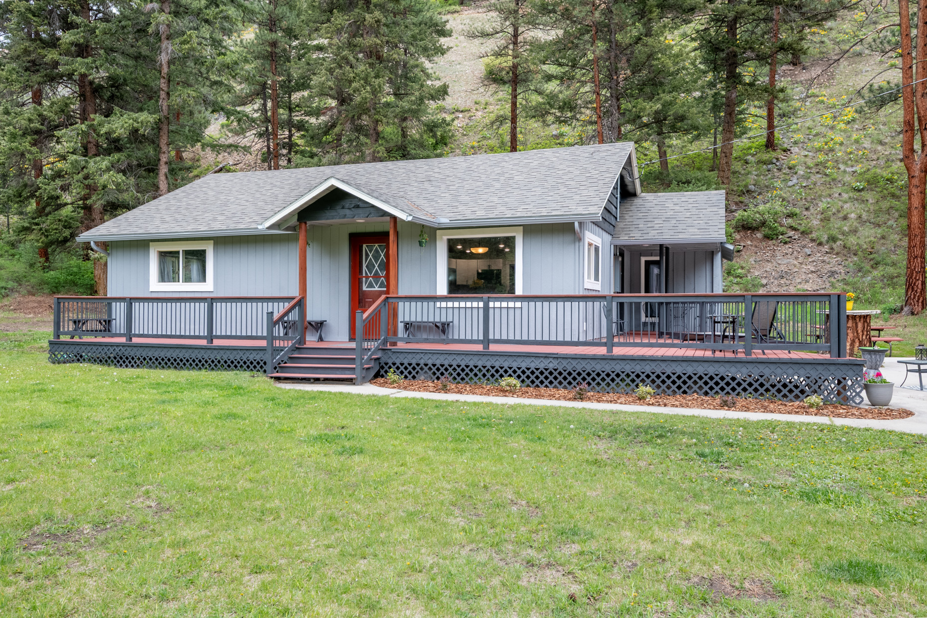 Property Photo: 5552 US Hwy 93 S MT 59827