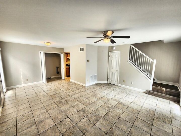 Property Photo: 221 Melvyn Drive A LA 70037