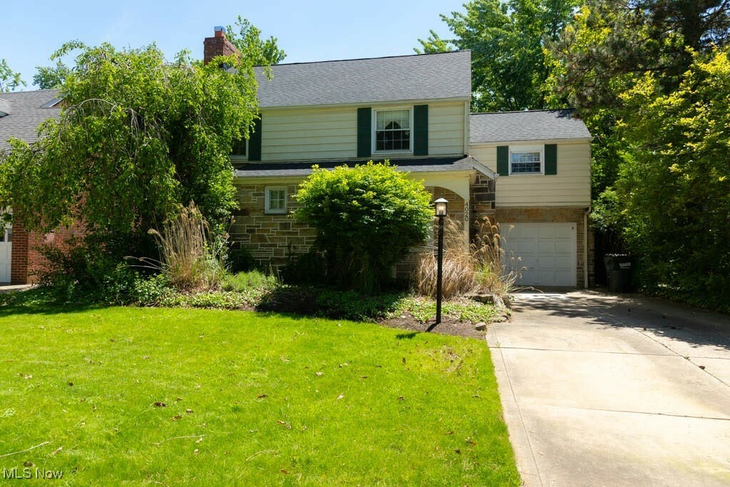 Property Photo: 4020 Colony Road OH 44121