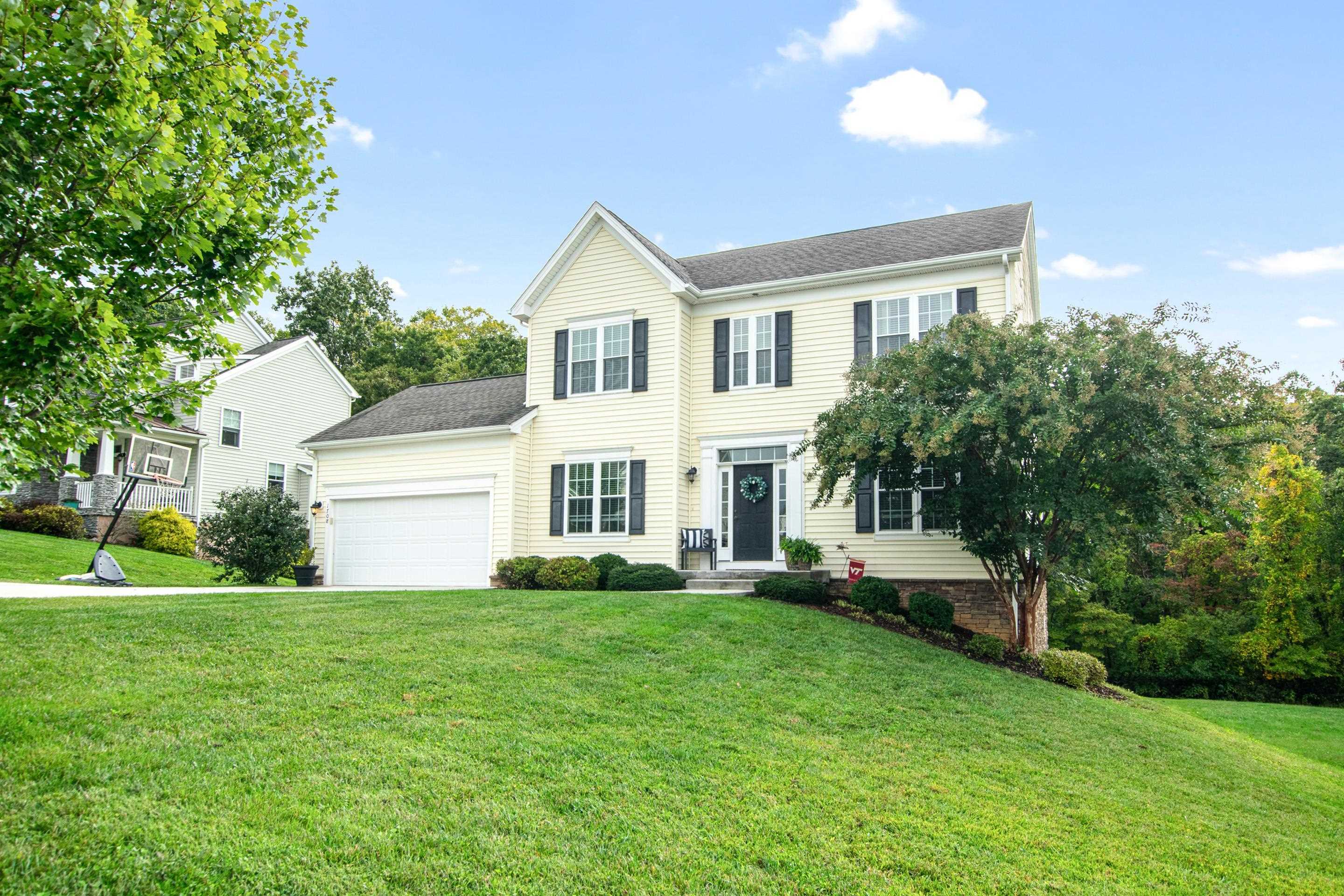 Property Photo: 1708 Hollow Oak Court VA 24060