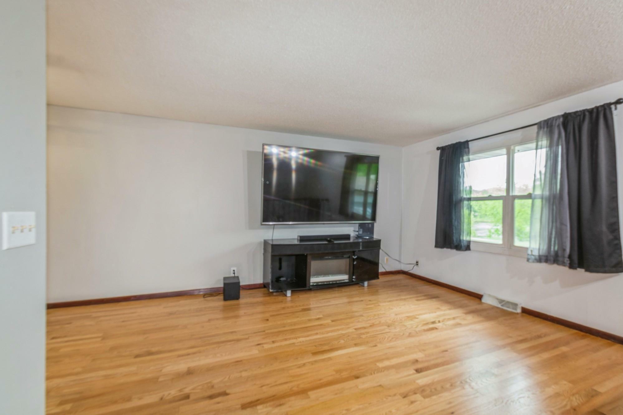 Property Photo:  1570 Silver Lake Road NW  MN 55112 
