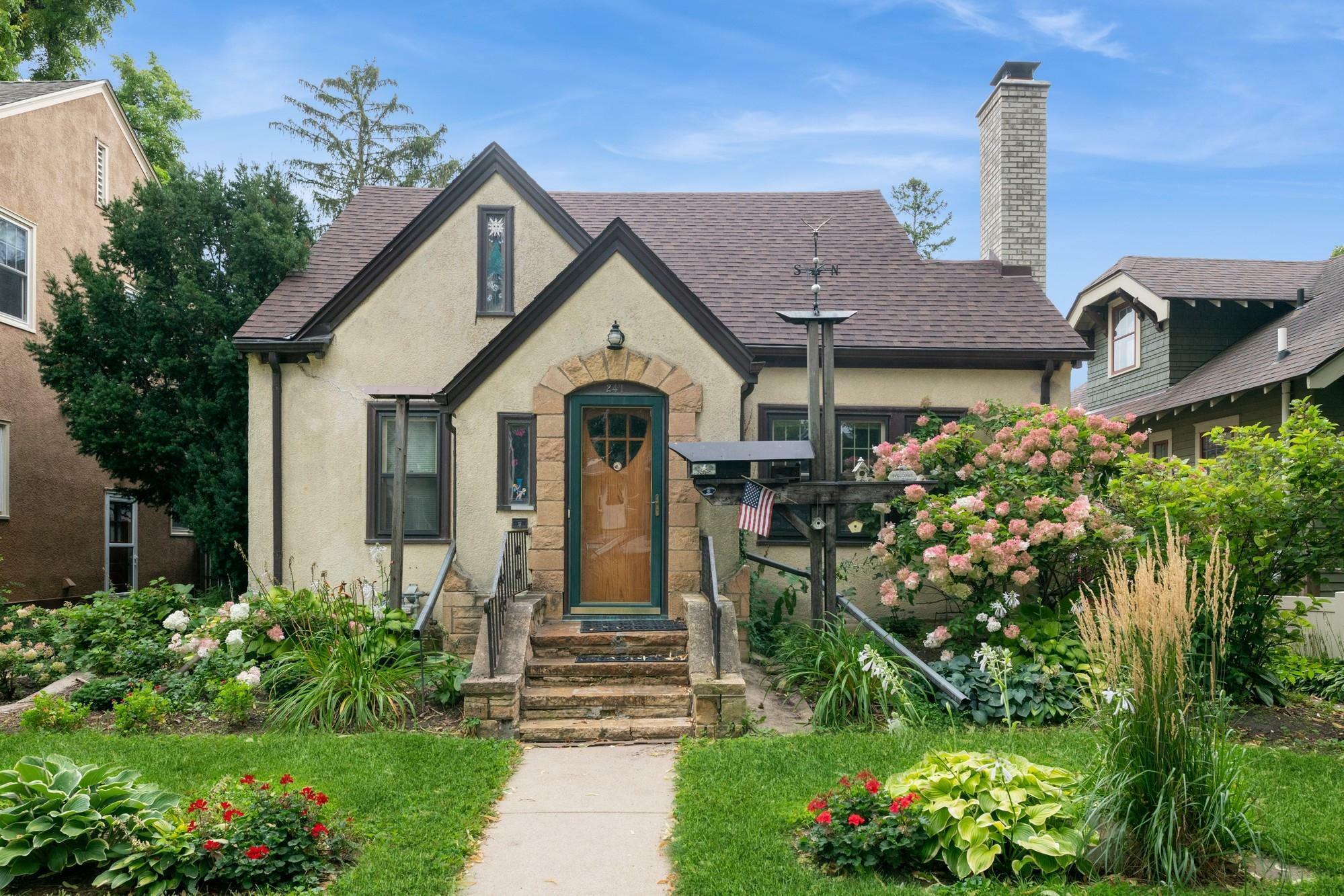 Property Photo: 241 Queen Avenue S MN 55405